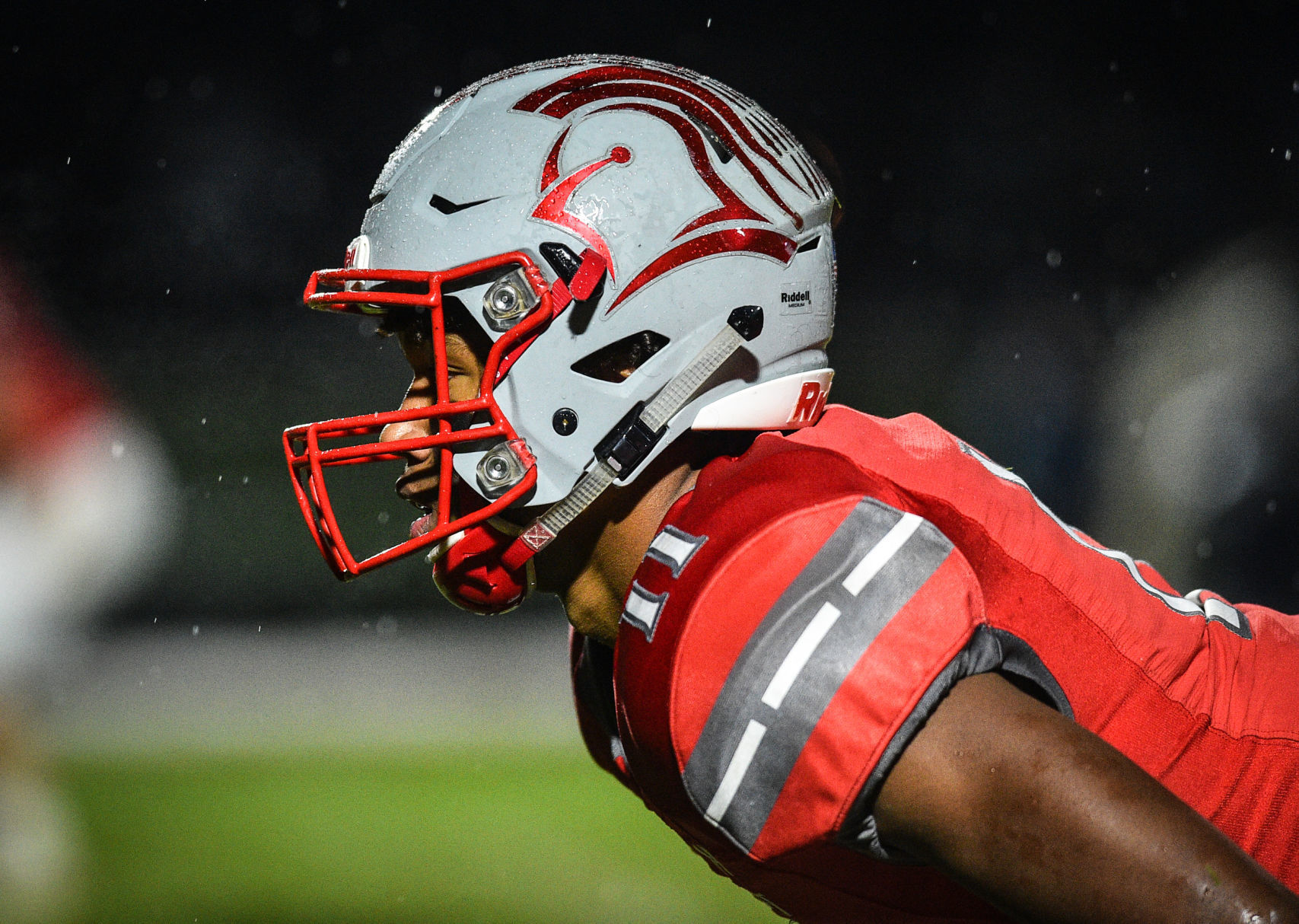 110119-qct-spt-ns-xavier-fball-013a.jpg